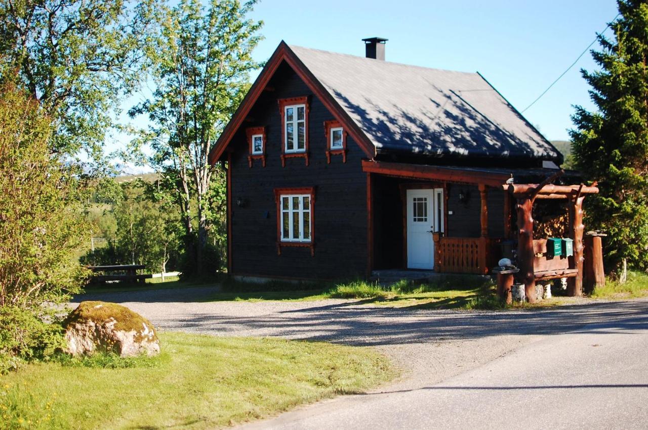 100 Years Old Norwegian Log House In Tromso Villa Exterior foto